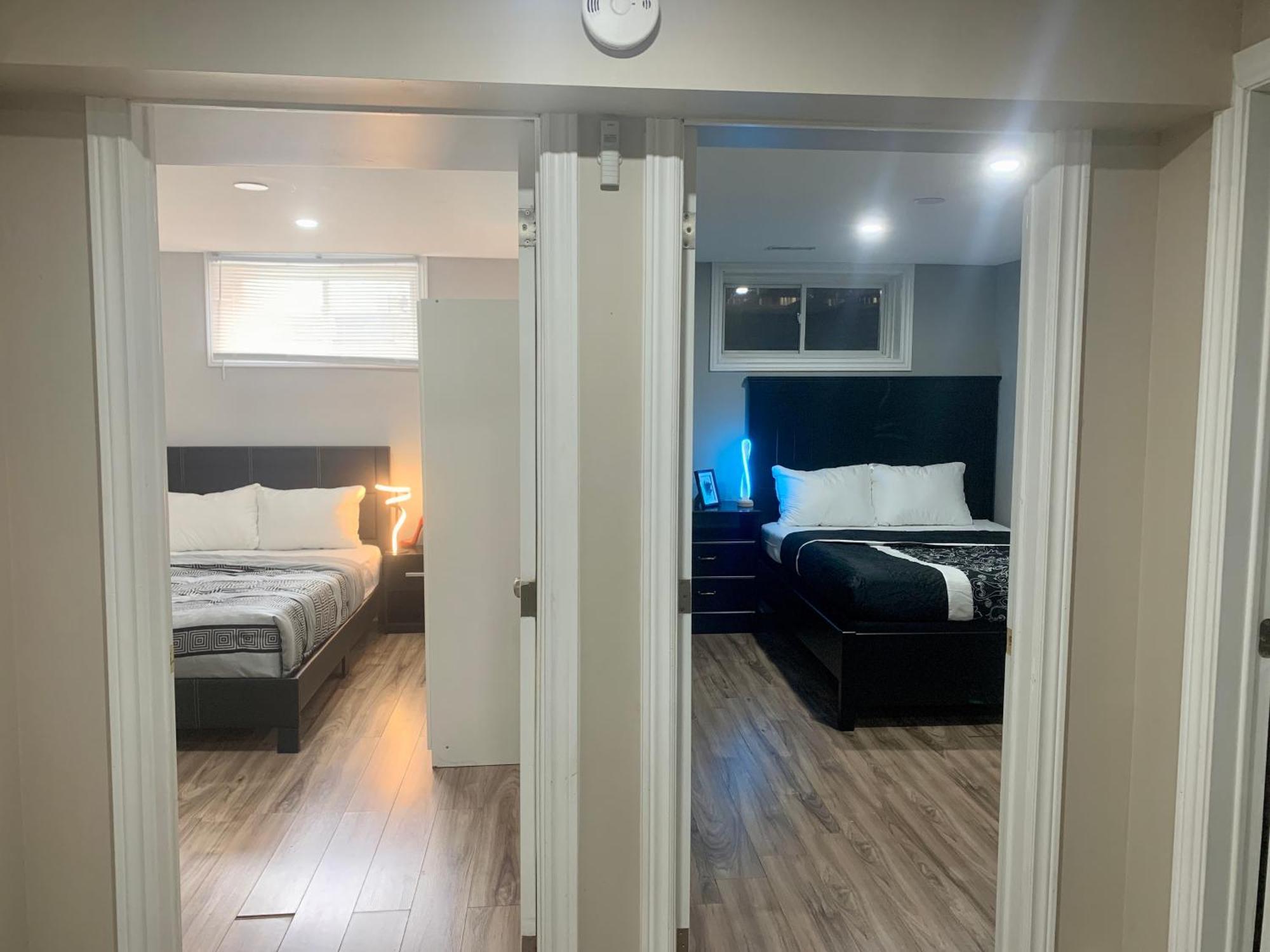 1 Room In A Cozy And Beautiful Basement Guelph Exteriör bild